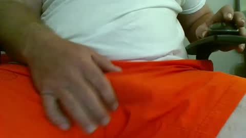 Snapshot of bwc44u chatting on September 2025 07:59:01 PM bwc44u online show from September 2025 07:59:01 PM