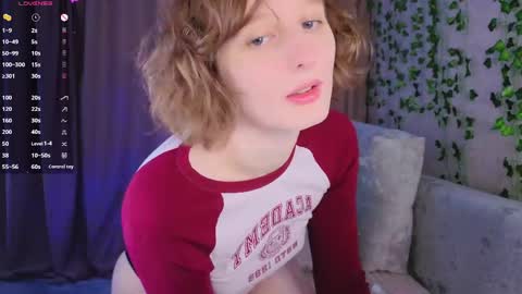 Snapshot of c0ralynx chatting on May 2026 09:42:01 PM C0ralynx online show from May 2026 09:42:01 PM