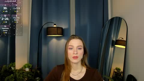 Polly online show from April 2026 08:40:01 PM