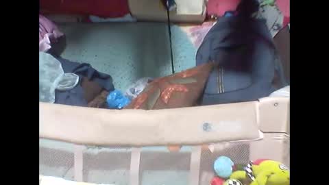 Snapshot of cachito83915 chatting on December 2024 12:44:01 PM Cachudosexy online show from December 2024 12:44:01 PM