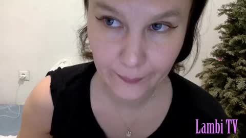 Snapshot of caffeinated_lamb chatting on January 2025 07:18:02 PM Lamb online show from January 2025 07:18:02 PM