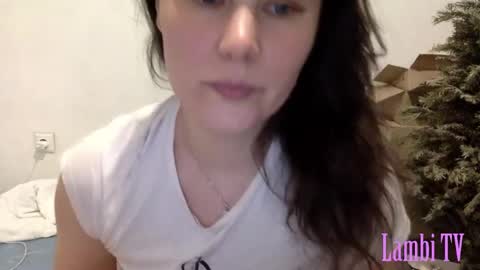 Snapshot of caffeinated_lamb chatting on February 2025 07:14:01 PM Lamb online show from February 2025 07:14:01 PM