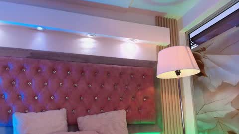 Cain  online show from April 2026 10:45:02 PM