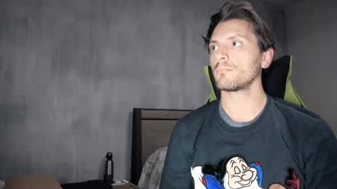 Marco online show from October 2025 07:25:02 PM