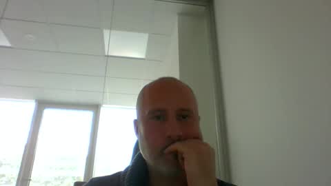 Snapshot of caldoski chatting on May 2026 11:26:02 AM caldoski online show from May 2026 11:26:02 AM