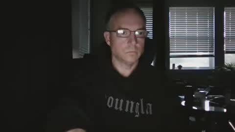 Snapshot of caligrown1154 chatting on May 2026 12:45:02 PM caligrown1154 online show from May 2026 12:45:02 PM