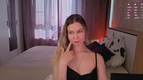 Snapshot of call__me_mommy_ chatting on June 2026 02:45:02 PM Nancy Please thumbs up me online show from June 2026 02:45:02 PM