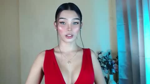 Anna online show from February 2025 10:44:02 PM