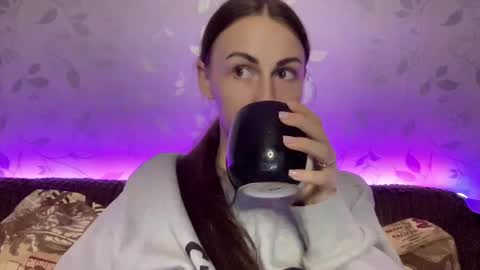 Anna online show from January 2025 08:22:01 PM