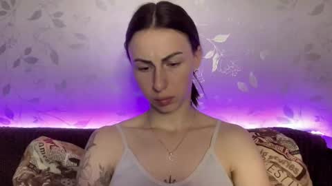 Anna online show from January 2025 10:19:01 PM