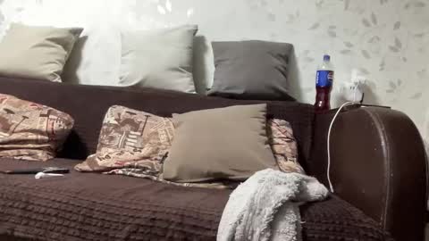 Anna online show from February 2026 09:08:01 PM