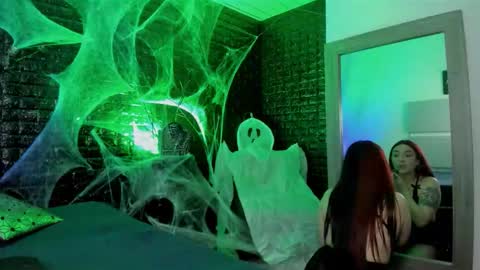 calliope_dark online show from October 2025 01:18:02 PM