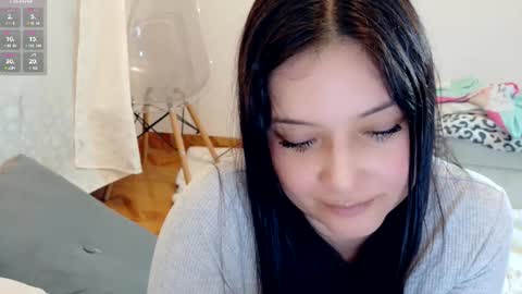 ViCtOriA online show from October 2025 12:00:01 AM