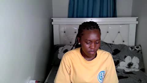 Snapshot of callmemonday chatting on September 2025 06:55:01 PM Monday online show from September 2025 06:55:01 PM