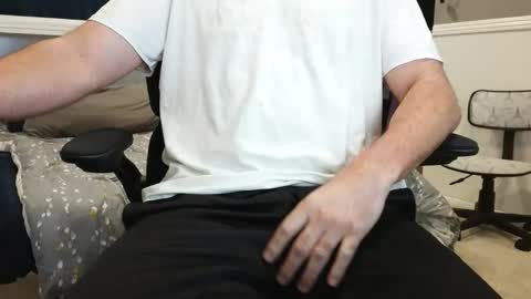 callmeroger33 online show from April 2026 04:05:02 PM