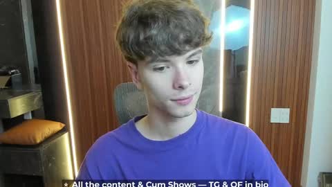 Hey I am Calvin  online show from April 2026 05:23:01 PM