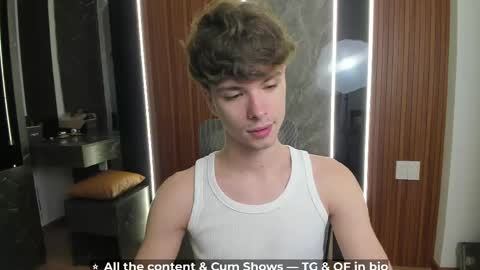 Hey I am Calvin  online show from April 2026 12:52:02 PM