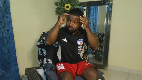 Snapshot of calvinphillips16 chatting on April 2026 11:42:01 PM kevin hart777 online show from April 2026 11:42:01 PM