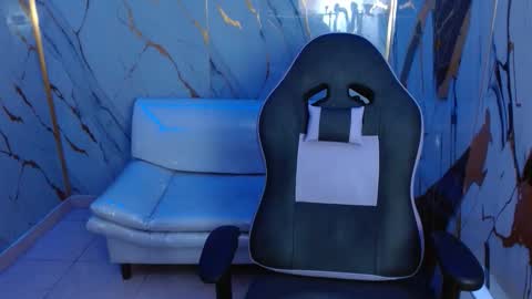 cam_xman online show from April 2026 06:10:01 PM