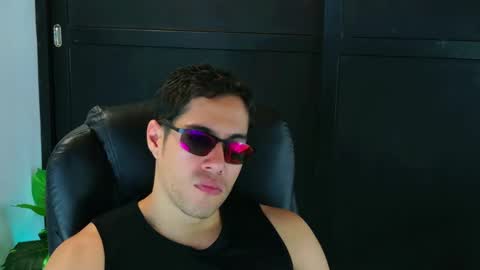 camara110 online show from February 2025 09:03:02 PM