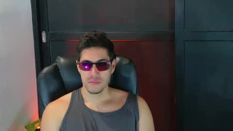 camara110 online show from September 2025 04:53:02 PM