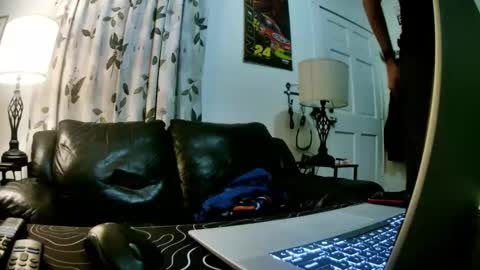 Chillaxin lets talk  online show from January 2026 01:09:02 AM