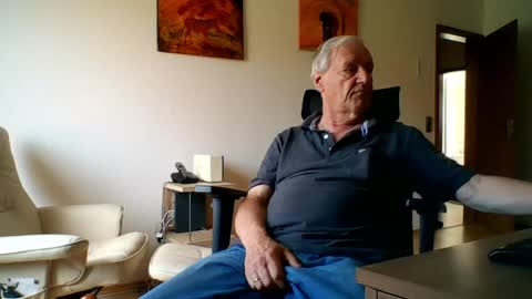 camcologne online show from April 2026 08:41:01 AM