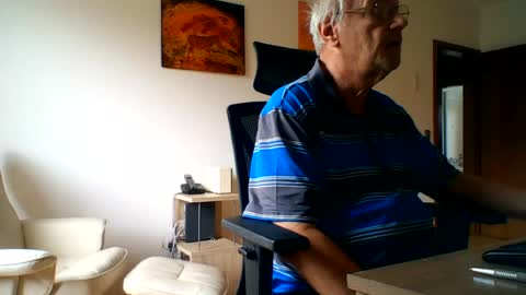 Snapshot of camcologne chatting on July 2026 08:50:02 AM camcologne online show from July 2026 08:50:02 AM