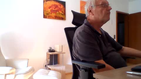 Snapshot of camcologne chatting on July 2026 03:42:02 PM camcologne online show from July 2026 03:42:02 PM