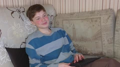 Snapshot of cameron_crowly chatting on January 2025 12:07:02 PM Cameron online show from January 2025 12:07:02 PM