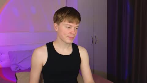 Snapshot of cameron_crowly chatting on November 2025 09:19:02 AM Cameron online show from November 2025 09:19:02 AM