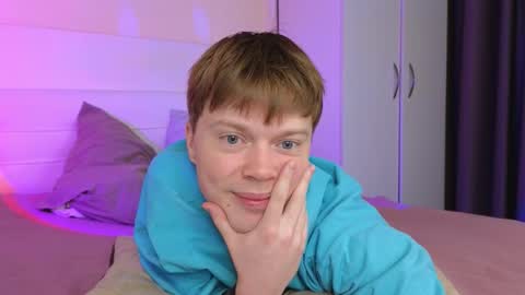 Snapshot of cameron_crowly chatting on November 2025 08:39:02 AM Cameron online show from November 2025 08:39:02 AM