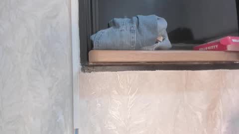 cameron_hearts online show from October 2025 10:16:02 AM