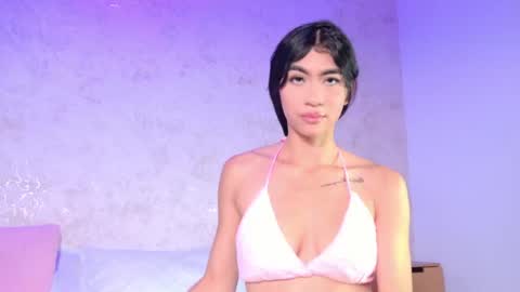 Snapshot of cameron_hearts chatting on May 2026 07:19:02 PM cameron_hearts online show from May 2026 07:19:02 PM