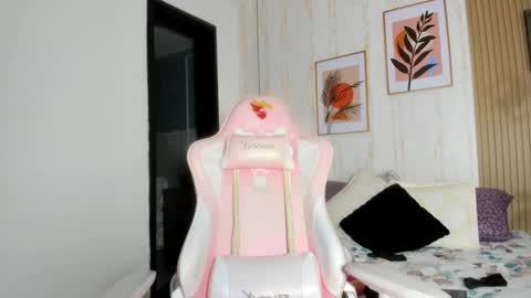 Cameron  online show from March 2025 10:58:01 PM