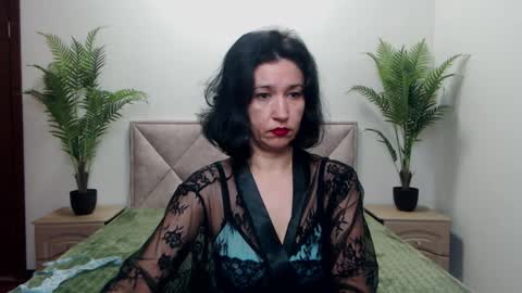 Cameronenns online show from November 2025 07:39:01 AM