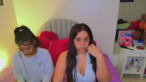 Snapshot of cami_bunnygirlx chatting on June 2026 05:21:02 AM CAMI online show from June 2026 05:21:02 AM