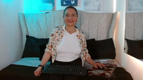 Snapshot of camiangel69 chatting on July 2026 02:37:01 PM CAMI online show from July 2026 02:37:01 PM
