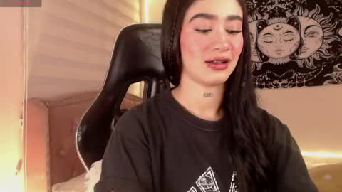 camila online show from April 2026 07:04:02 PM