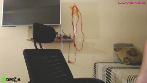 Camila  online show from February 2026 01:29:02 AM