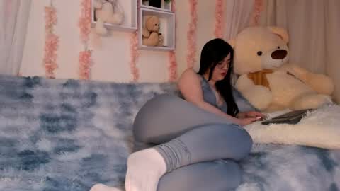 Camii Lopez online show from April 2026 01:42:02 AM