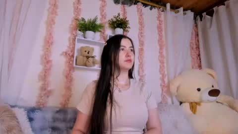Snapshot of camiilalopee chatting on July 2026 10:46:02 PM Camii Lopez online show from July 2026 10:46:02 PM
