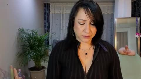 Camil online show from March 2025 10:33:02 AM