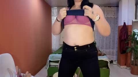 Camil online show from September 2025 10:59:01 AM