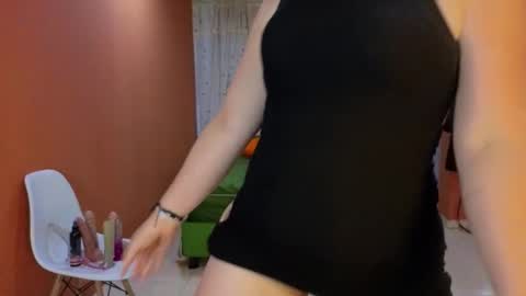 Camil online show from October 2025 10:47:01 AM