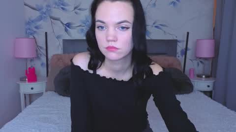 Snapshot of camila_777_ chatting on November 2025 09:03:02 PM Camila online show from November 2025 09:03:02 PM