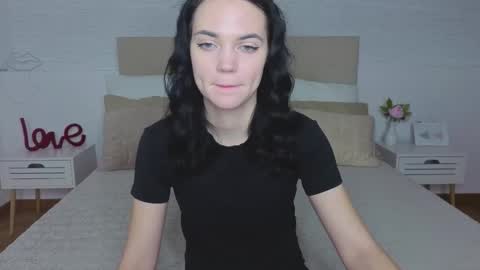 Snapshot of camila_777_ chatting on November 2025 10:54:02 PM Camila online show from November 2025 10:54:02 PM