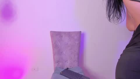  s online show from May 2026 11:24:01 PM