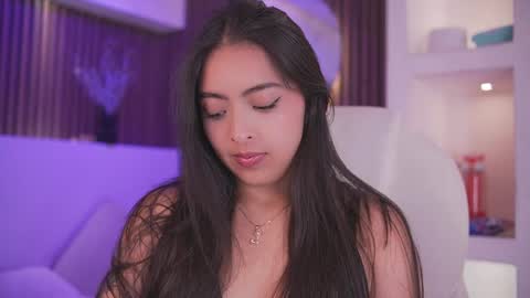 Camila online show from April 2026 03:53:01 AM