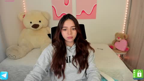  C A M I  online show from December 2024 11:53:02 PM